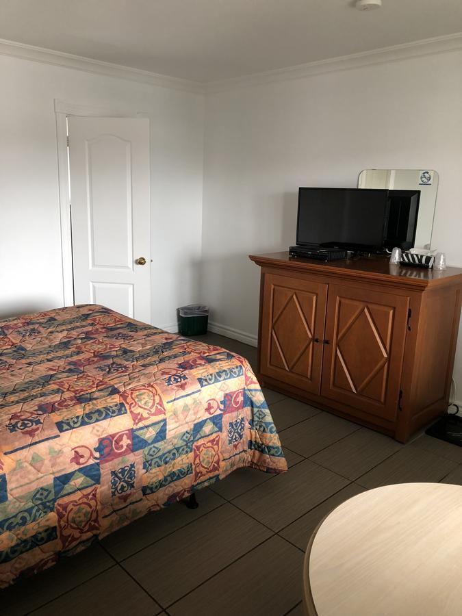Motel Гатино Екстериор снимка