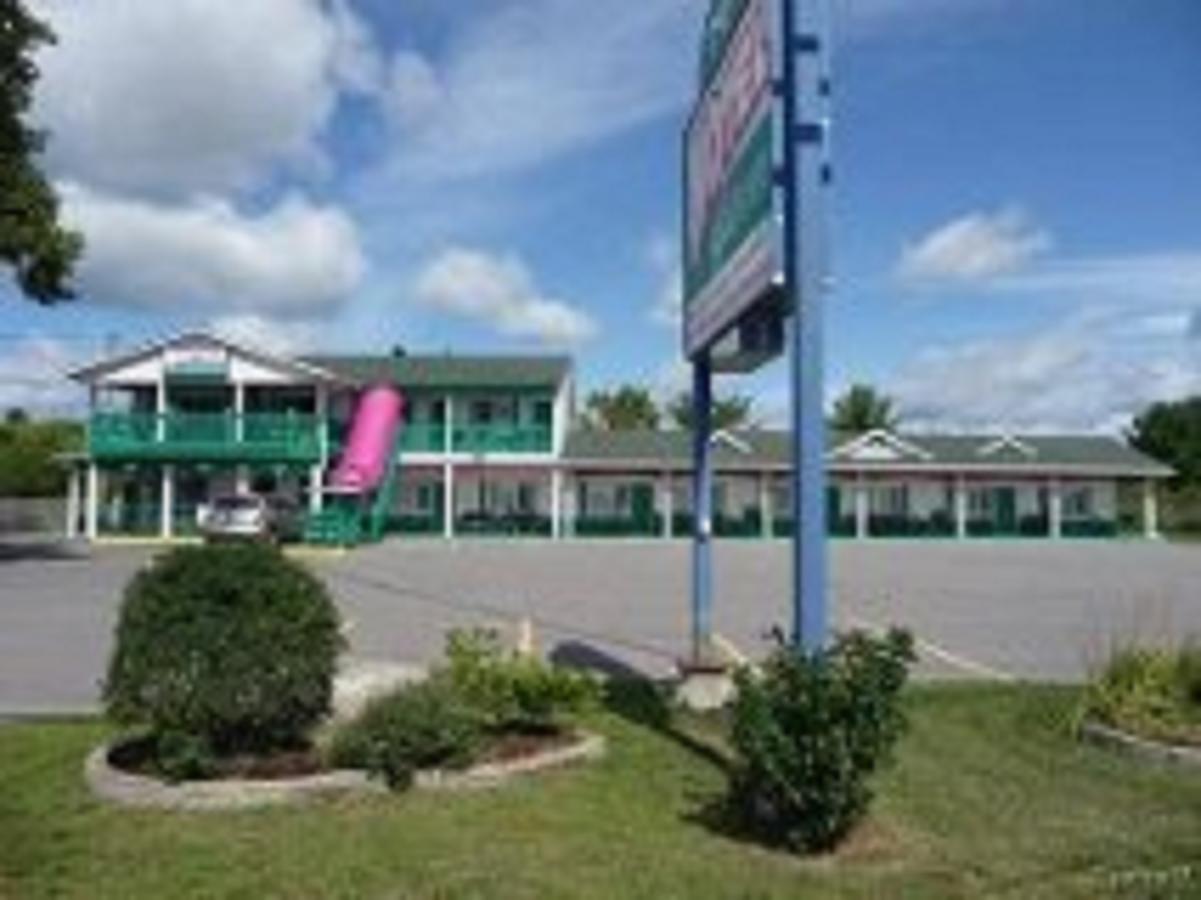 Motel Гатино Екстериор снимка