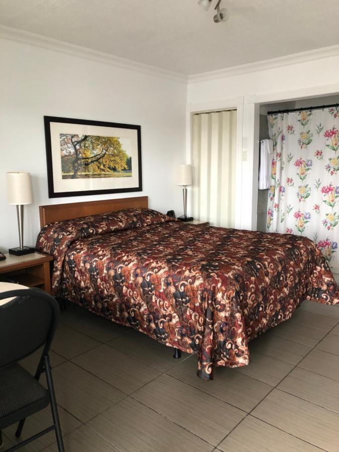 Motel Гатино Екстериор снимка