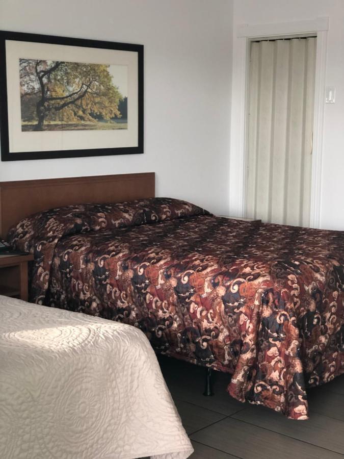 Motel Гатино Екстериор снимка